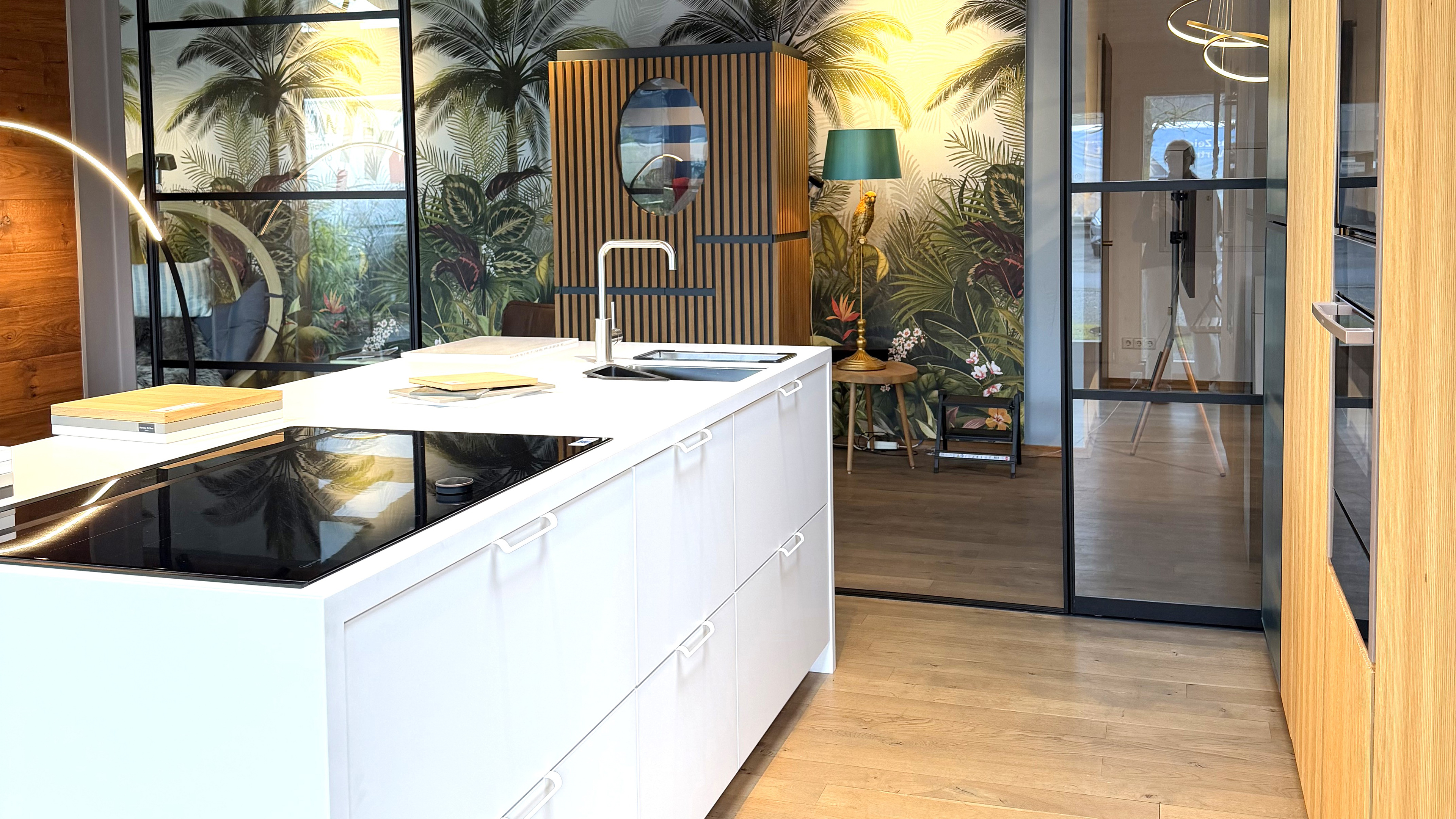 Wei&szlig;e K&uuml;cheninsel