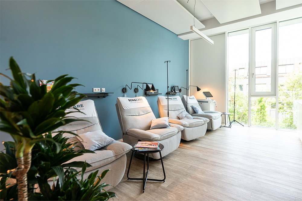 Behandlungsraum für IHHT-Therapie und kontrolliertes Höhentraining mit ReOxy-System
