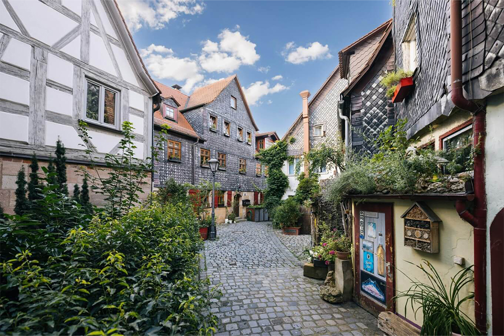 Altstadt von Führt mit kleinen Fachwerkhäusern