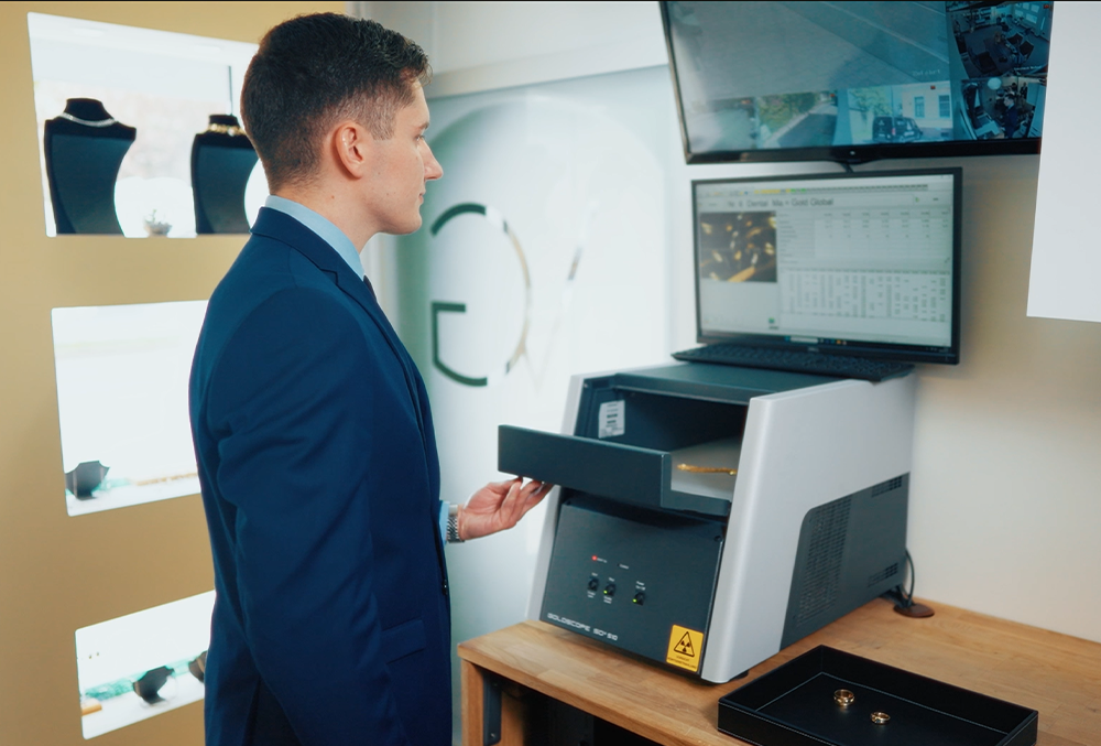 Gold bewerten lassen mit moderner Edelmetallanalyse beim Goldankauf