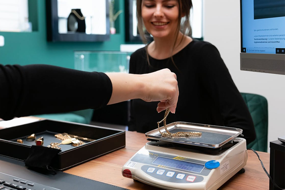 Goldschmuck verkaufen mit transparenter Bewertung beim seriösen Goldankauf