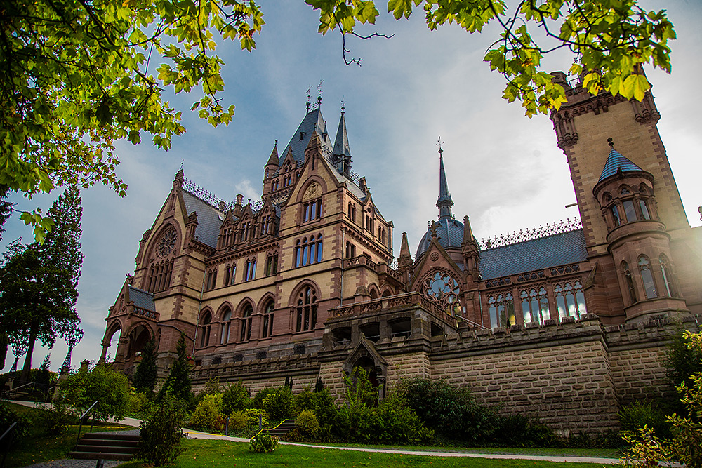 Stilpunkte-Blog: Schloss Drachenburg am Drachenfels oberhalb von Königswinter. Copyright Tourismus NRW e.V.