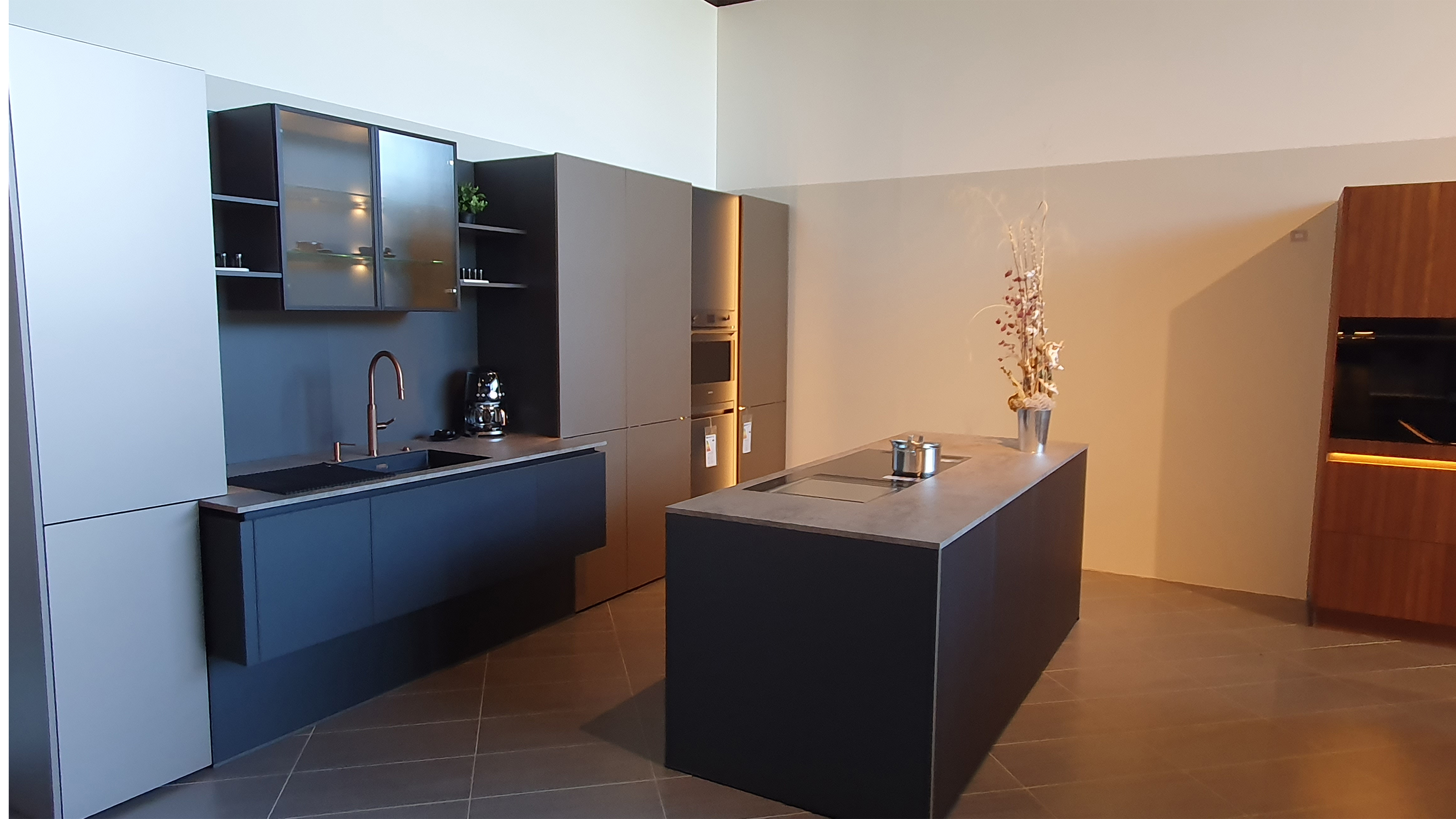Küchen & Küchendesign, Küchenstudio, Luxus & Lifestyle,