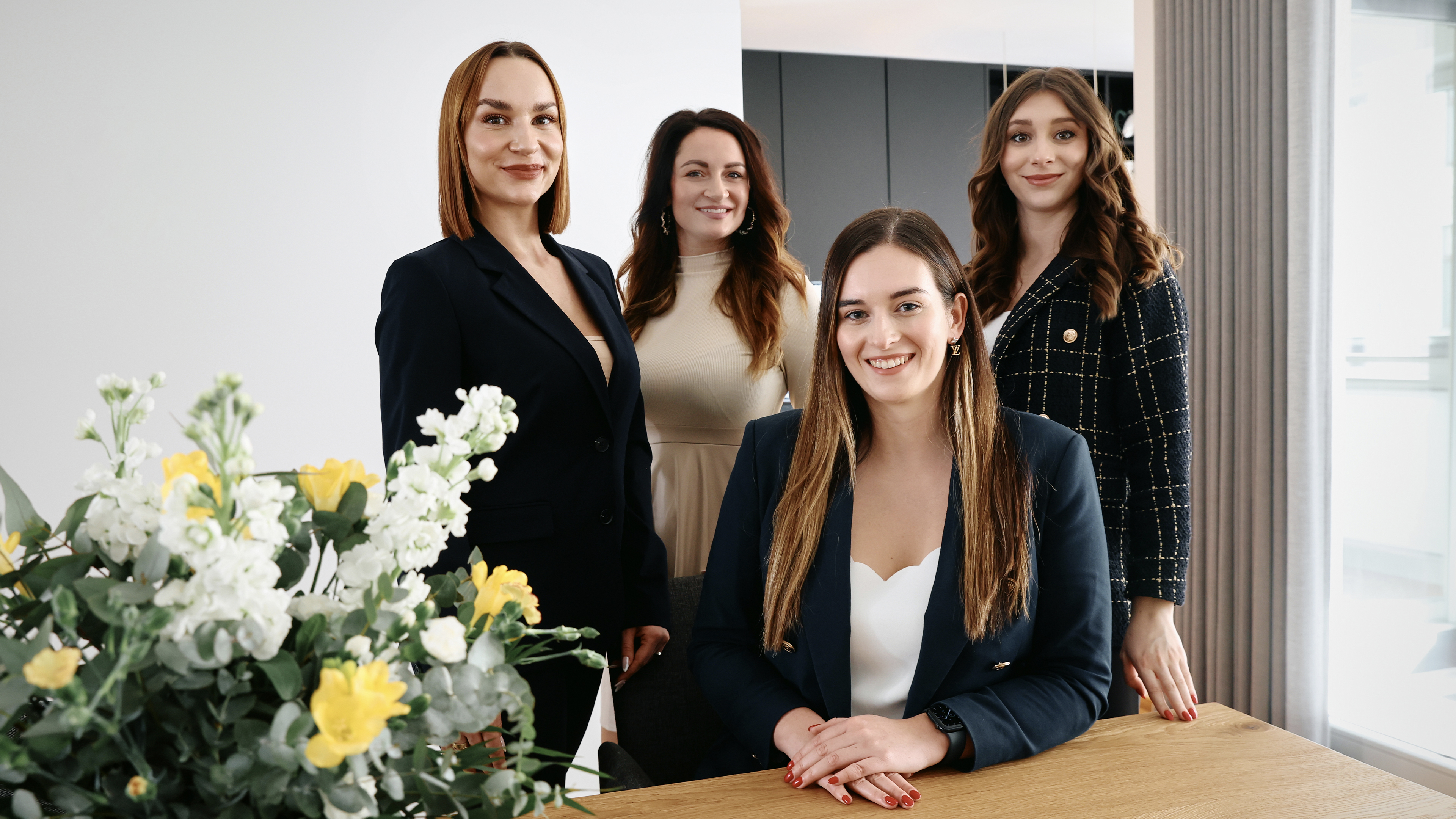 Immobilienmaklerin, Luxusimmobilie, Anlageimmobilie